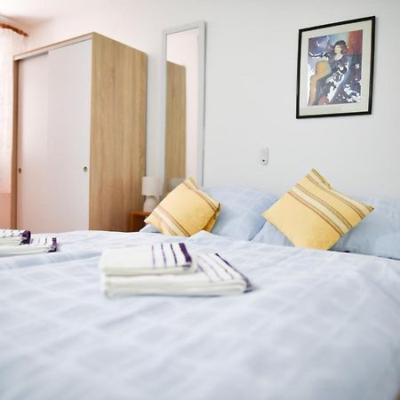 Luka'S Amber Rooms In The Center Of Trogir Luaran gambar